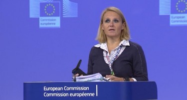 ЕУ ги повика албанските лидери да внимаваат со „опасните изјави“