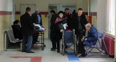 Дојче Веле: Болните од рак во Македонија умираат чекајќи современи терапии