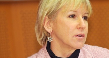 Шведската шефица на дипломатијата со поддршка за Џафери и бара насилниците да одговараат
