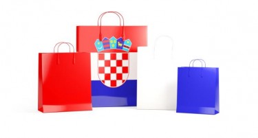 Хрватите трошат како луди-си можат кога платата е 800 евра