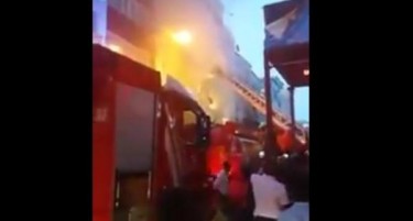 (ВИДЕО) ХОРОР: Пожар во Истанбул „проголта“ хотел