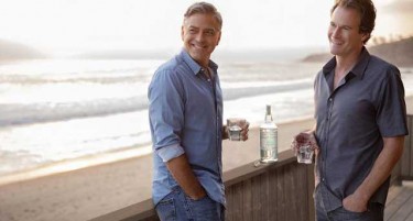 ЗА МИЛИЈАРДА ДОЛАРИ: Џорџ Клуни го продаде бизнисот кој го покрена сосема случајно