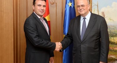 Заев  и Јанакакис зборуваа за македонско - грчка соработка на повеќе нивоа