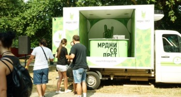 Викендов Скопјани и „Д-фестивалџиите“  мрдаа со прсти!