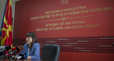 Царовска: МТСП им ја исплати украдената исплата на граѓаните кои примаат социјална парична помош и туѓа нега