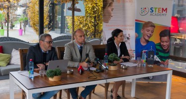 СТЕМ Академија - прво Microsoft училиште во Македонија