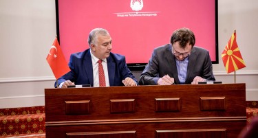 Потпишан договорот со Мурат Тиџарет кои ќе инвестираат 6,6 милиони евра