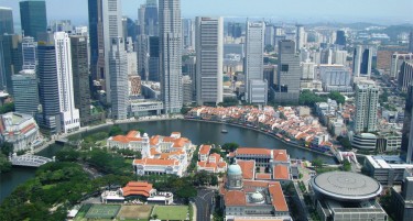 Многу од имунизираните граѓани на Сингапур се заразиле со коронавирусот