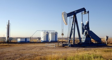 Блокада: Нафтените компании нема да чуваат ниту литар повеќе државни резерви за без пари