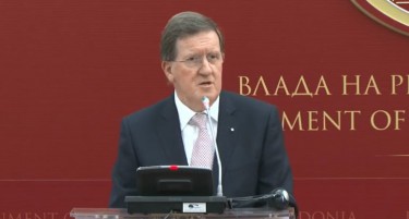 Робертсон вели дека ваква шанса Македонија нема да има во следните 30 или 40 години