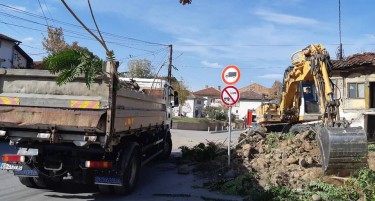 Митко Јанчев урива куќи стари 60 години во Кавадарци