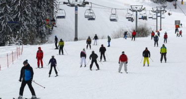 Поскапеа ски-билетите во бугарските зимски центри