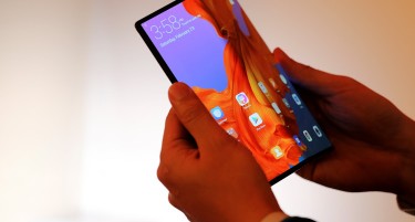 Huawei гo лансираше 5G смартфонот на преклоп и уште пет нови производи на Mobile World Congress 2019 во Барселона