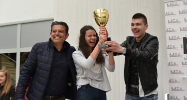 Марко Инѓилизов и Викторија Панова се победници на националниот натпревар – ќе ја претставуваат земјава на финалето на Европскиот квиз на парите