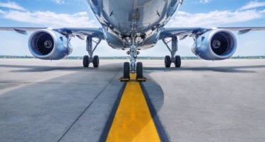 АКЦИИТЕ ВО ПАД: Големиот авиопревозник „Џет Ервејс“ во големи проблеми