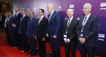 Лидерите на Балканот се собираат во Сараево: Заев ќе присуствува а Тачи се инаети
