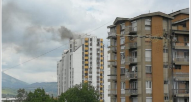 Експлодира боца во „убавица“ во Карпош 4, сопственикот на станот на тереса на 16 кат чекал помош од пожарникарите