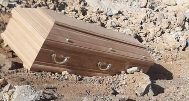 Вознемиреност во Гостивар од расфрланите мртовечки ковчези: Муфтиството смирува, починатите не биле заразени со ковид