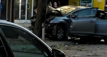 Сообраќајка во Скопје - двајца се повредени