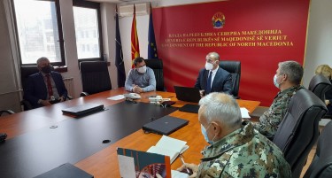 Се бара продолжување на кризната состојба за шест месеци во Македонија