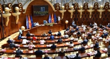 Сите обиди за филибастеринг во Собранието: Како ќе заврши работата во „домашна атмосфера“ на пратениците