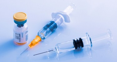 Македонија во февруари ги добива првите дози на Фајзер вакцината