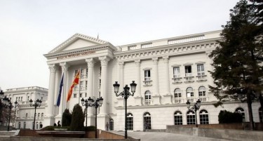 Влада: Пауновски писмено навреме беше известен дека не ја почитува законската обврска