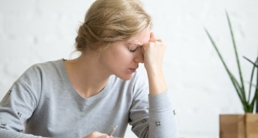 Ова се три знаци дека вашата главоболка е предизвикана од зараза со омикрон