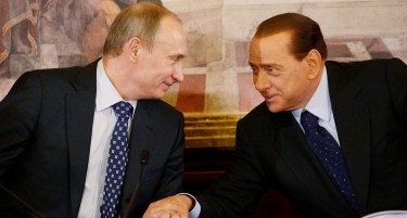 „РУСКАТА АРМИЈА ТРЕБА ДА ЈА ЗАМЕНИ ВЛАСТА ВО КИЕВ СО „ПРИСТОЈНИ ЛУЃЕ“: Берлускони ја оправдува војната во Украина и го брани Путин