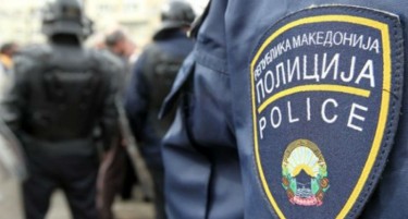 ПОЛИЦАЕЦОТ МОРАЛ ДА ПУКА: Нападнат полициски службеник во Кратово