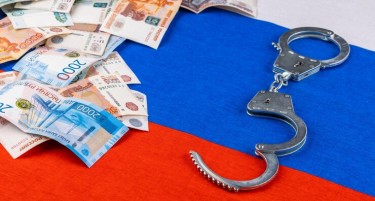 За колку се намали вредност на рубљата во однос на доларот?