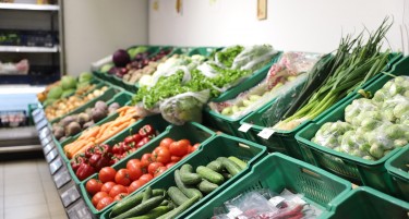 Владата ги ограничи профитните маржи за овошјето и зеленчукот