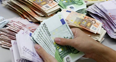 ВО ИГРА ВЛЕГУВА И ПЕТГОДИШНА ДРЖАВНА ОБВРЗНИЦА - нови владини задолжувања од 91 милиони евра