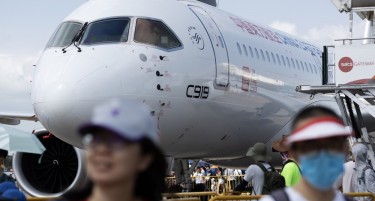 НОВ НАПРЕДОК НА ИСТОКОТ - Кинеските авиони „COMAC“ започнаа демонстративни летови во Југоисточна Азија