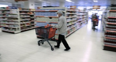 Реформа во Грција ги намали цените на 3.000 производи во големите маркети