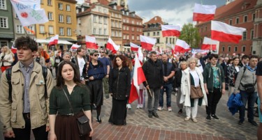 ЗА ТРИ ГОДИНИ: Триста илјади Полјаци од странство се вратиле дома