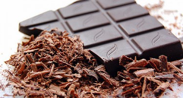 ДВЕ ДАМИ ДА ВЛЕЗАТ ВО ОДБОРОТ НА ДИРЕКТОРИ НА „ЕВРОПА“ - предлог на акционер од фабриката за чоколади