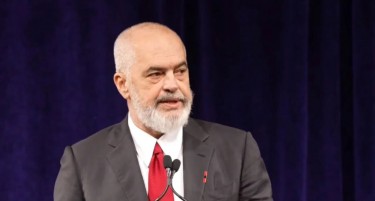 Рама: Министерката создадена со ВИ е „бремена“ - По еден помошник со вештачка интелигенција за секој пратеник од Социјалистичката партија