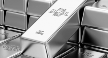 Среброто привлекува сè поголемо внимание од купувачите, eве зошто...