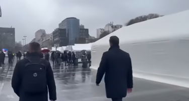 ИНЦИДЕНТ ВО БЕЛГРАД: Блокадер избоде маж во „Чациленд“