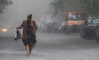 НОВО НЕВРЕМЕ ВО ГРЦИЈА: Бурата „Илиас“ ги погоди Атика и централниот дел од земјата